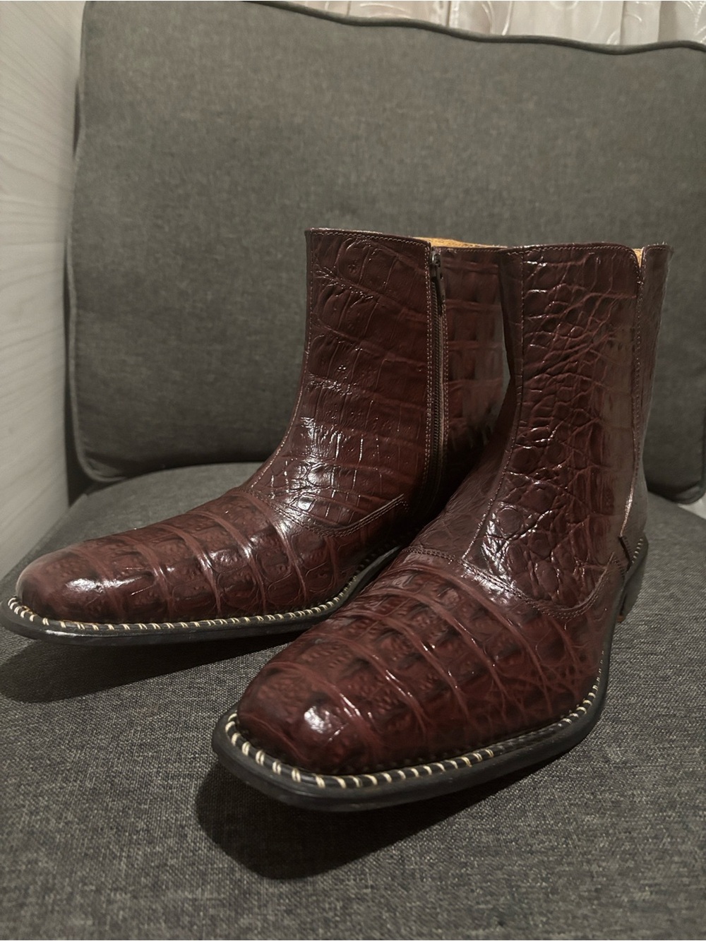 Giorgio Brutini Burgundy Croc-Embossed Leather Ankle Boots